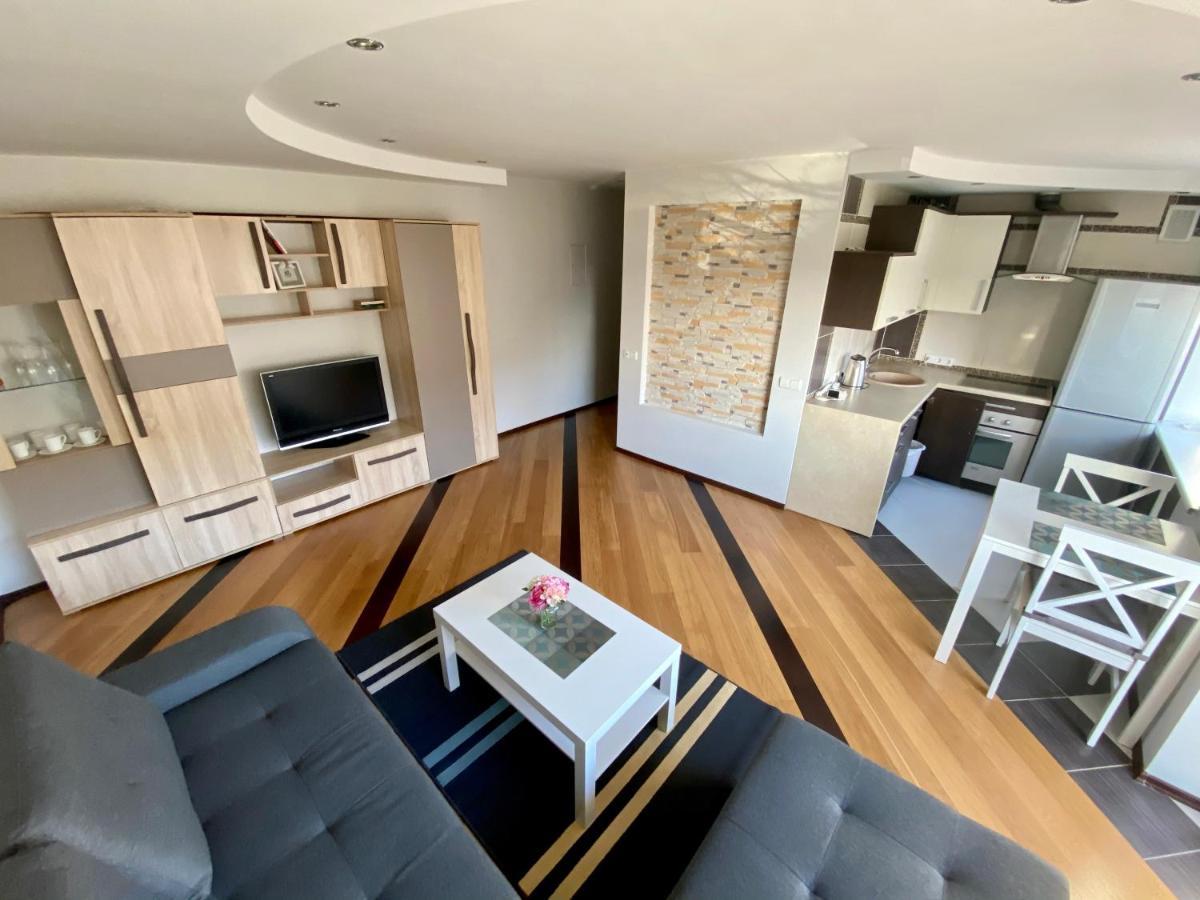 Dange Apartment Šiauliai Exteriör bild